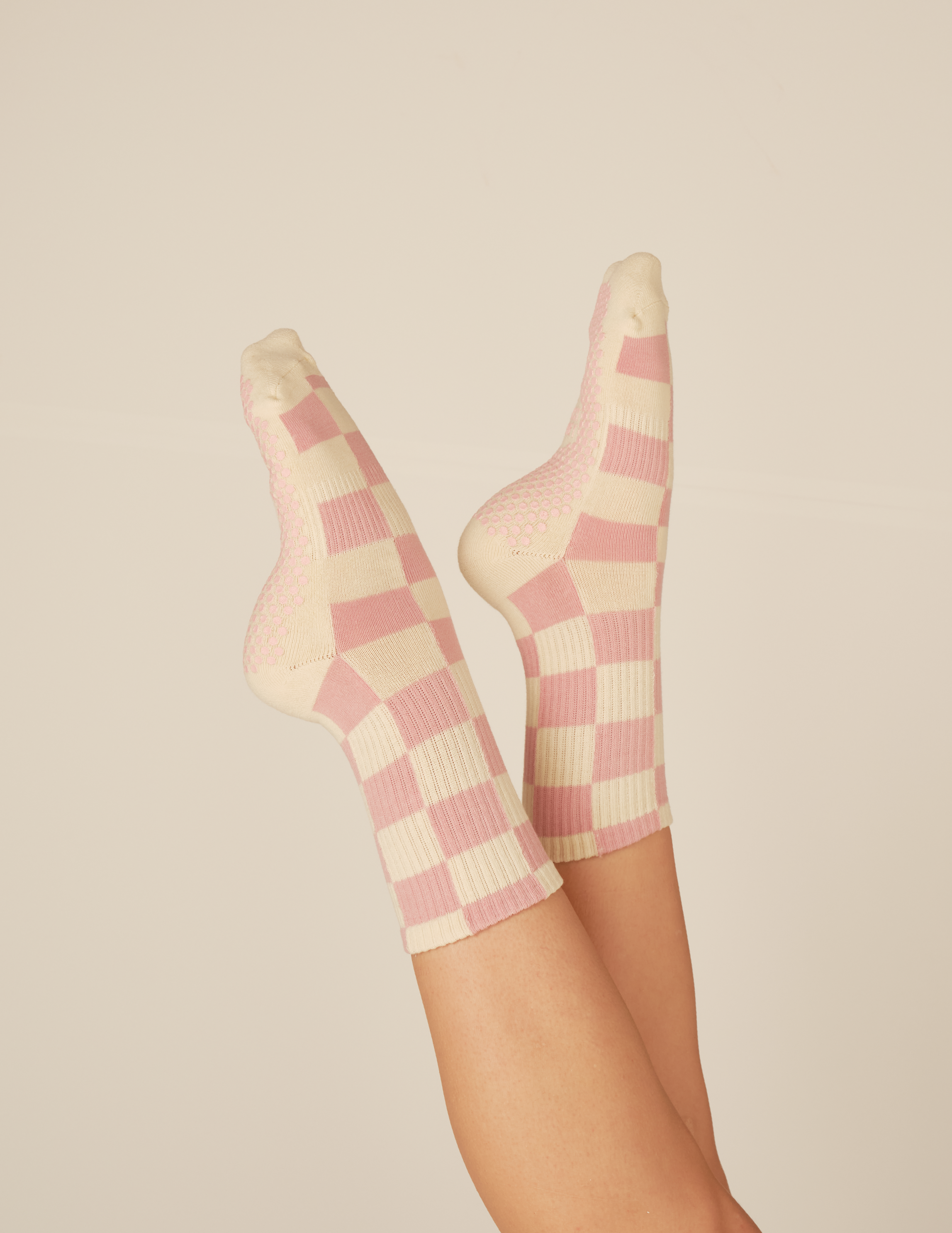 #color_pink and off white