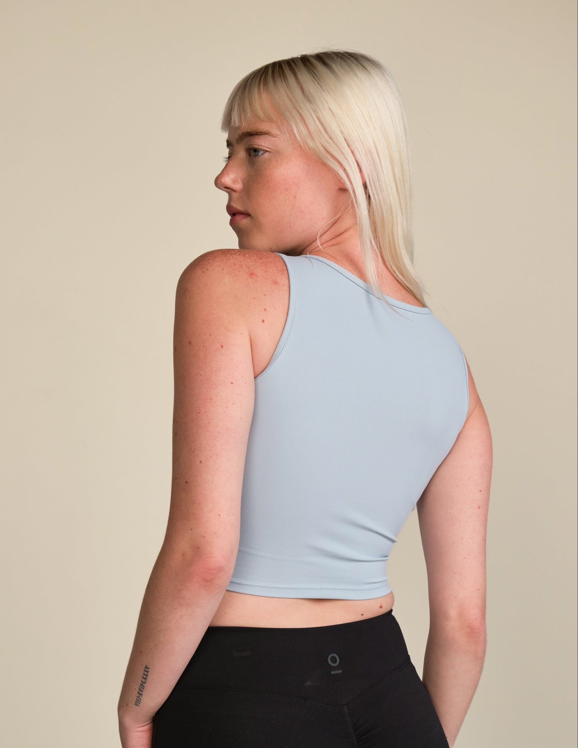 #color_opal