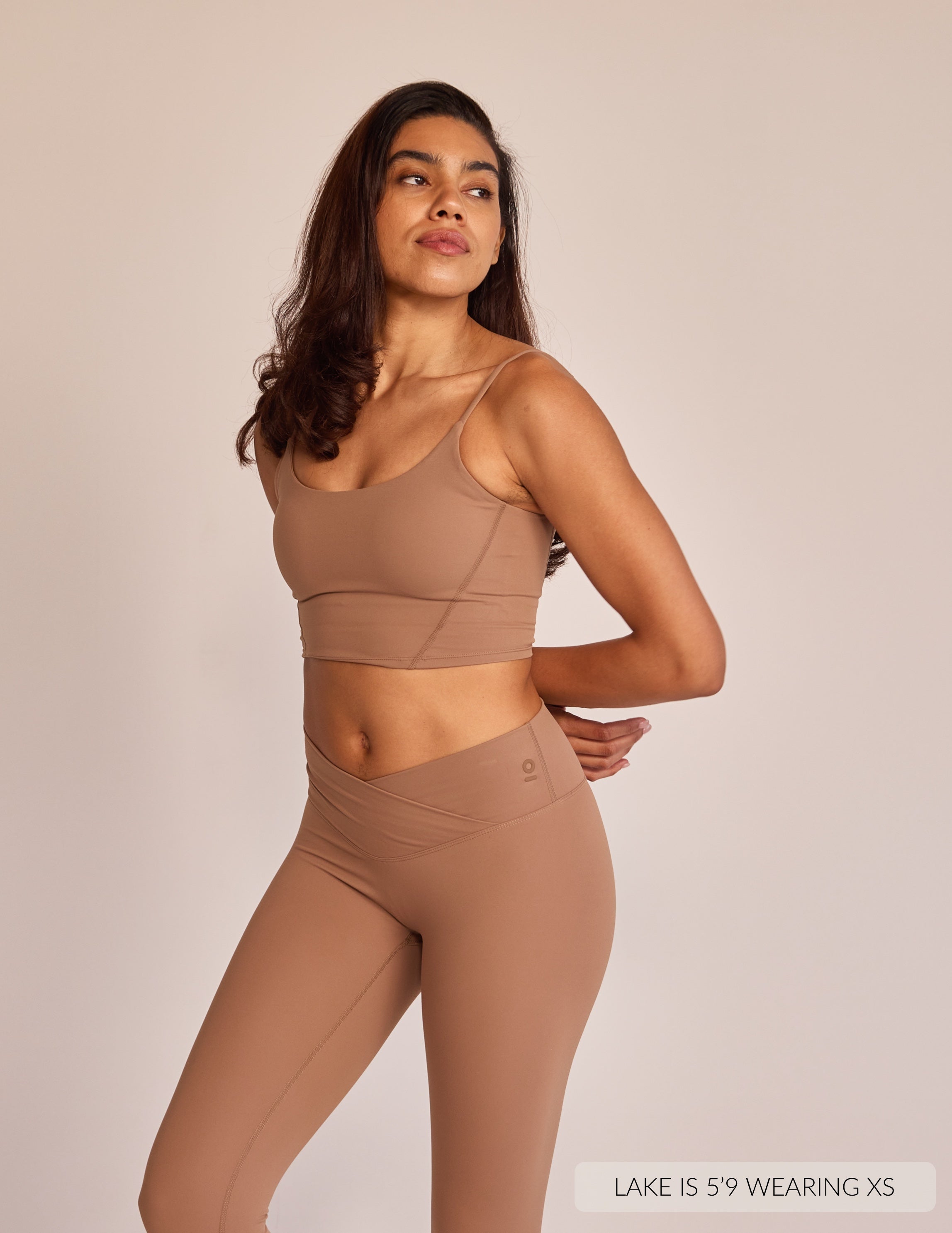 #color_taupe