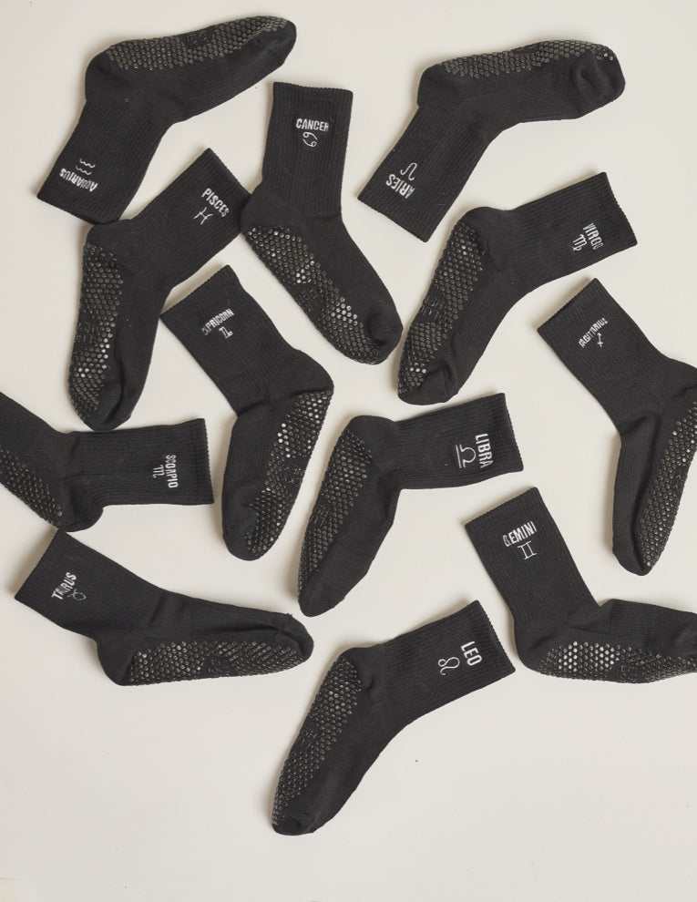Die Zodiac Grip Socke