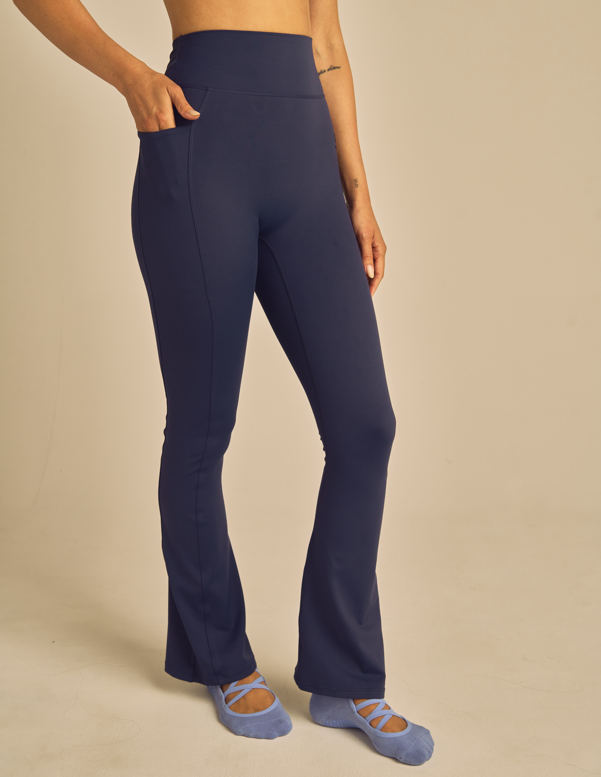#color_navy