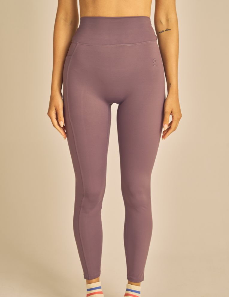 #color_Plum