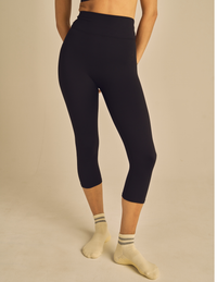 Luxe Compression Capri Leggings