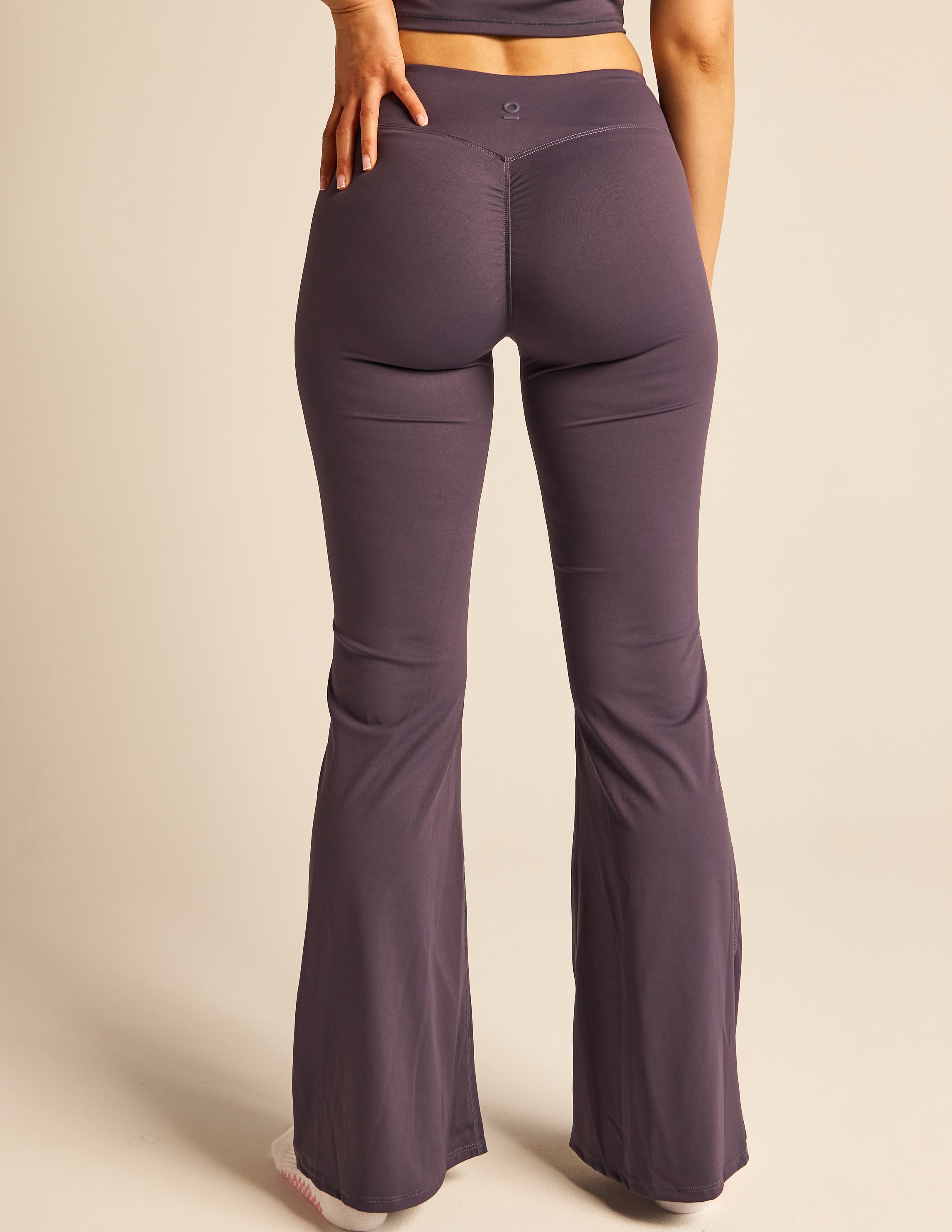 #color_plum