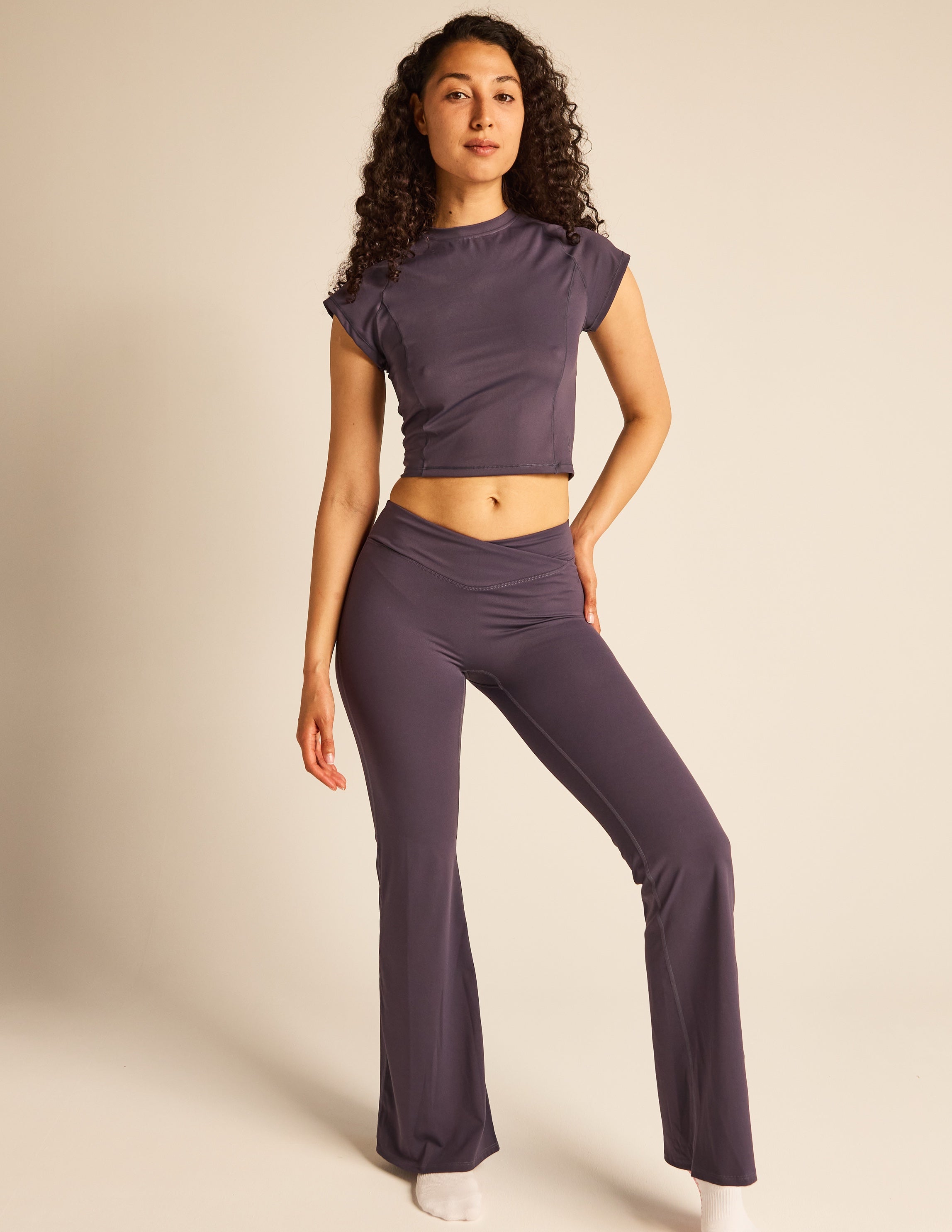 #color_plum