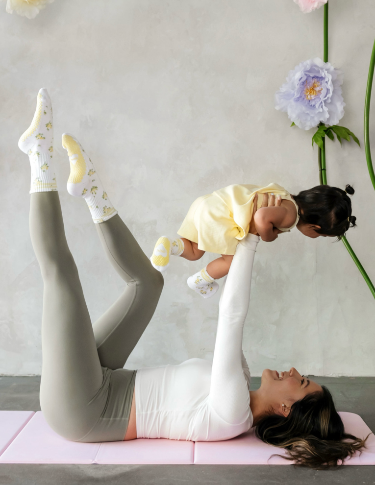 The Melanie Phillips Mama & Mini Grip Sock Set