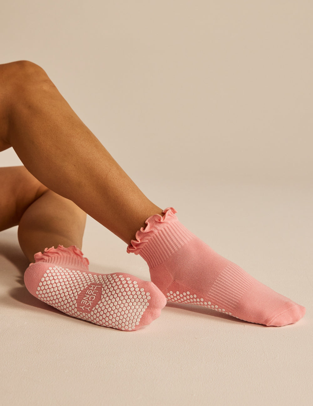 Robeez Ruffle Socks The Ruffle Grip Sock