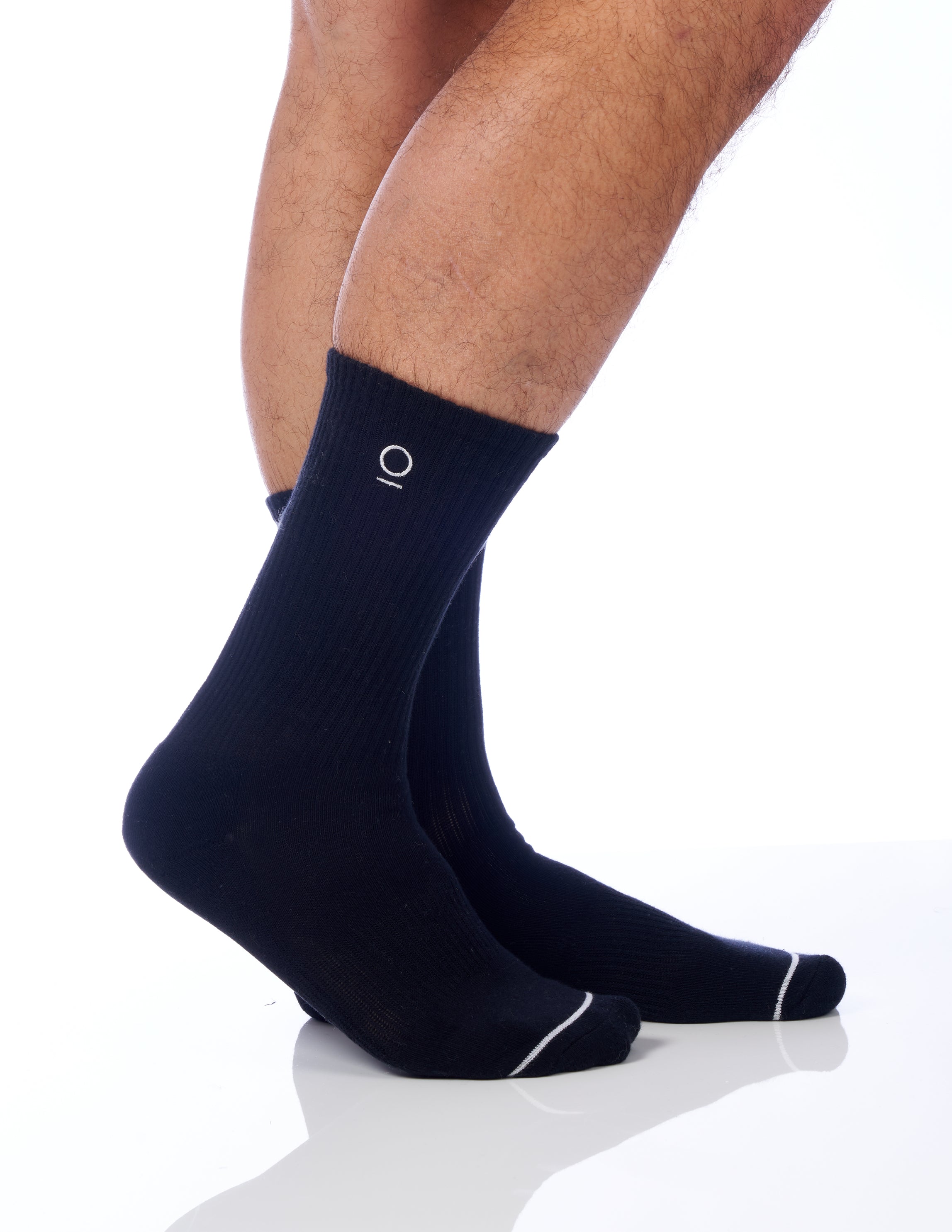 The Men's Tube Sock Black - Lucky Honey